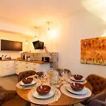 Art Loft Altstadt I 90 Qm I 2 Schlafzimmer I 2 Arbeitsplaetze I 6 Gaeste شقة *