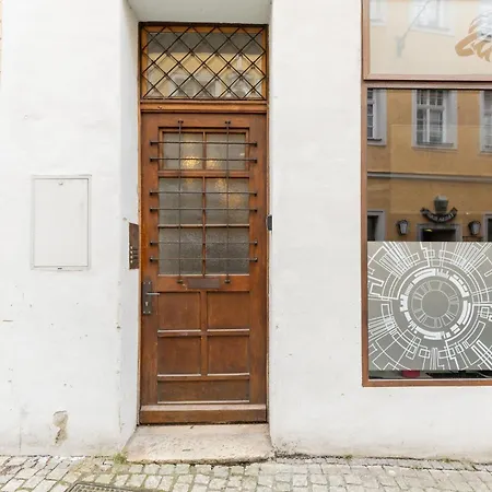 Kuenstler Loft Altstadt I 90 Qm I 2 Schlafzimmer I 2 Arbeitsplaetze I 6 Gaeste *