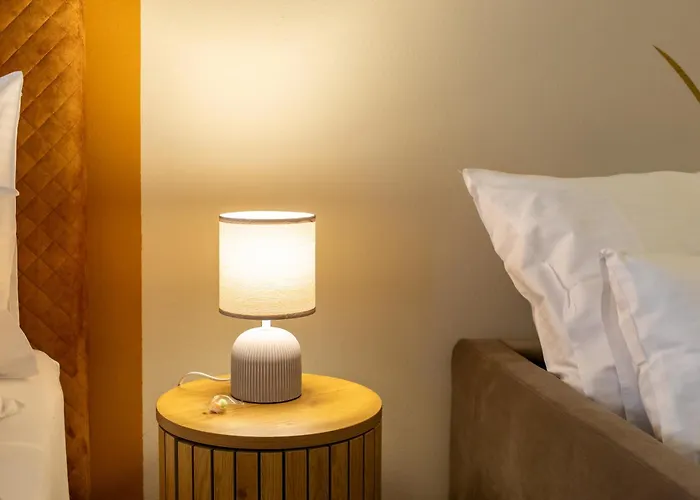 Art Loft Altstadt I 90 Qm I 2 Schlafzimmer I 2 Arbeitsplaetze I 6 Gaeste 公寓