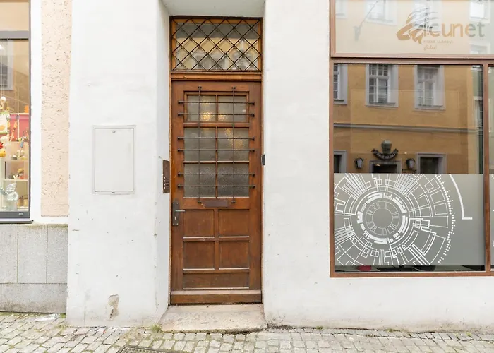 Art Loft Altstadt I 90 Qm I 2 Schlafzimmer I 2 Arbeitsplaetze I 6 Gaeste *