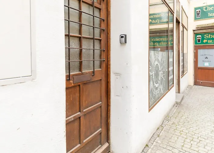 Art Loft Altstadt I 90 Qm I 2 Schlafzimmer I 2 Arbeitsplaetze I 6 Gaeste Пассау